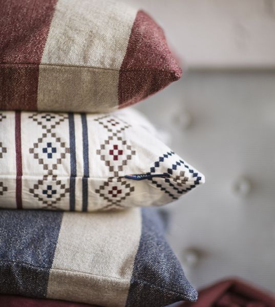 Lexington-Kissen-Blockstreif-600x671 Lexington-Kissen-Blockstreif-600x671