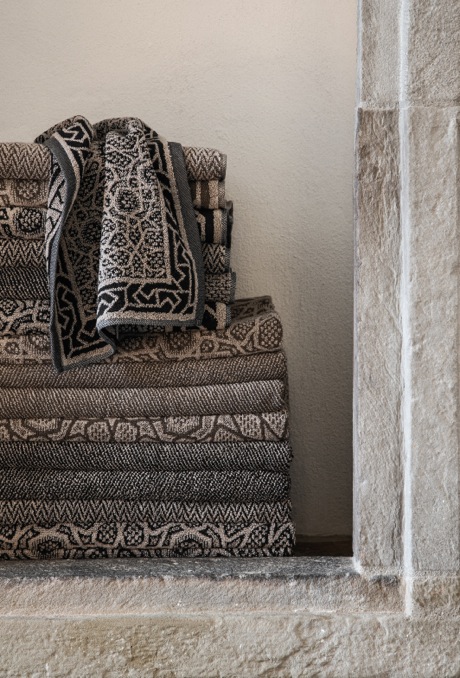 LE-Handtuecher-Dess-440-443-444-mitte LE-Handtuecher-Dess-440-443-444-mitte